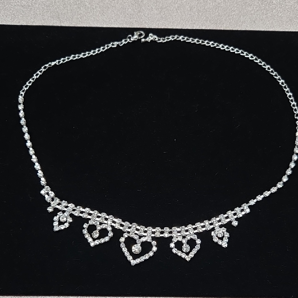 Elegant Silver Heart Necklace